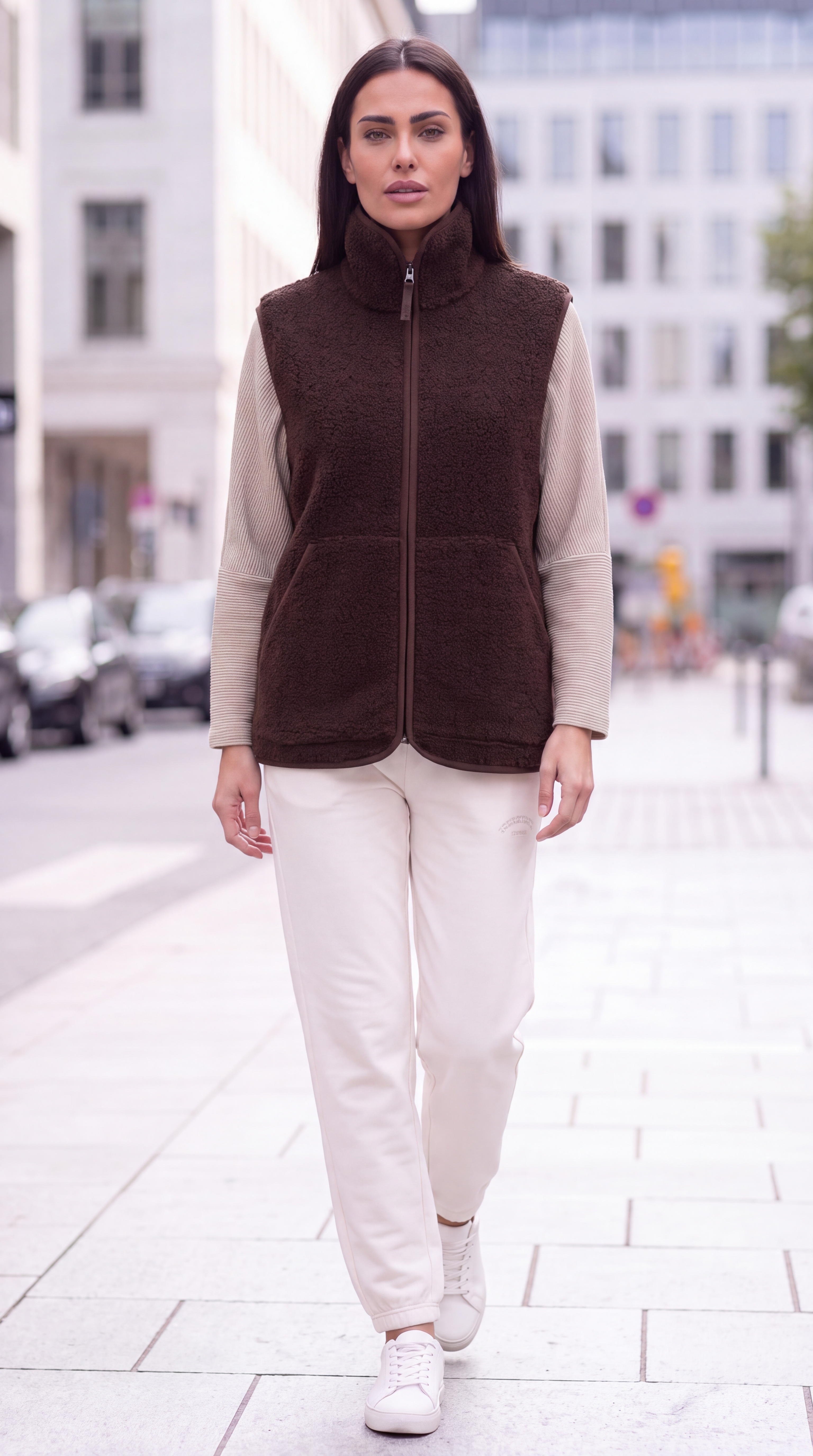 Dámska plyšová vesta BROADWAY NYC FASHION CHOCOLATE PLUM s.WEAR 1